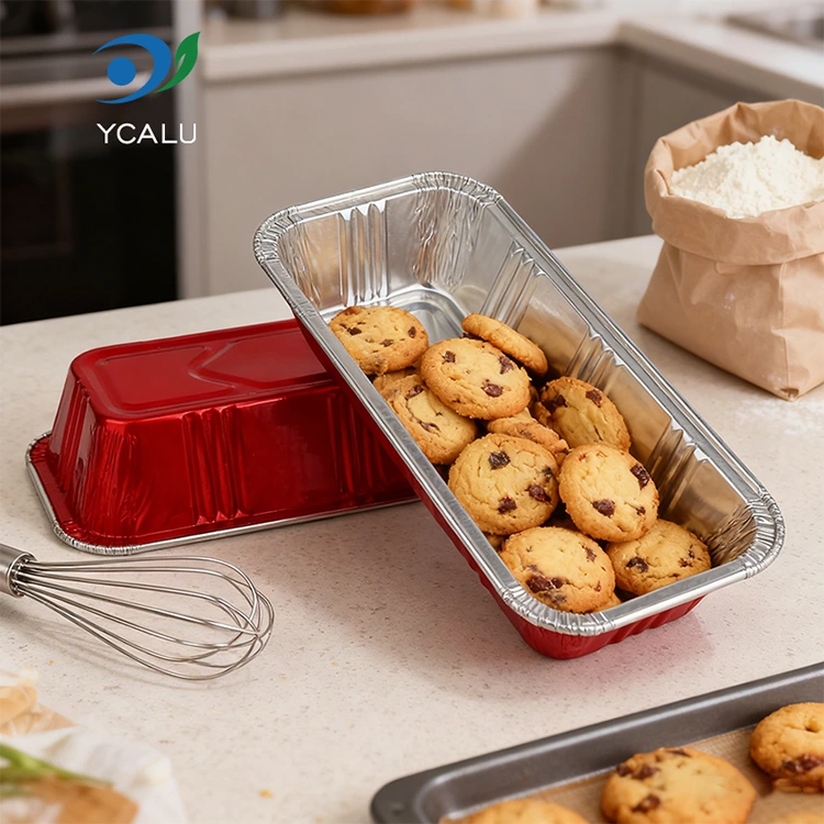 Conteneurs argentés rectangulaires rouges de papier d'aluminium de restauration de boulangerie